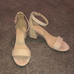 Gianni Bini Nude Heeled Sandals Sz 6.5